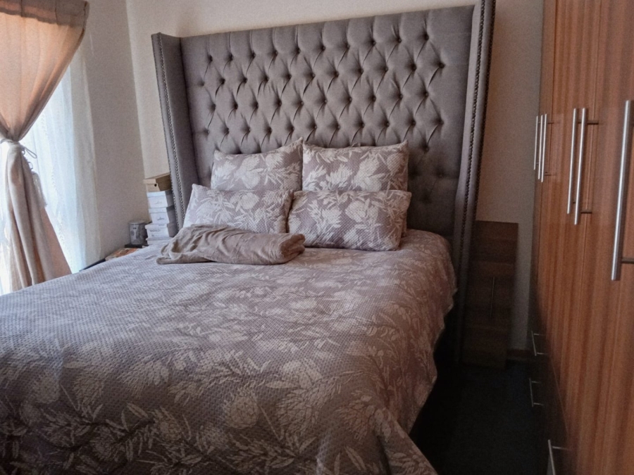 2 Bedroom Property for Sale in Mandela View Free State